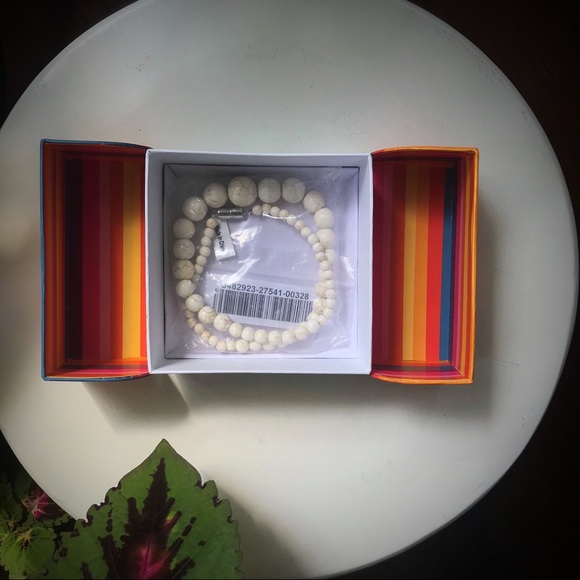 Ivory Howlite Beads - Picture 5 of 7